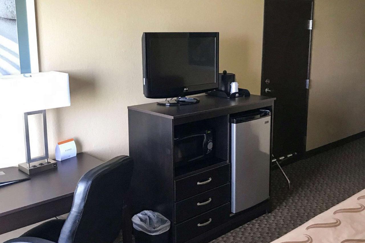 Quality Inn & Suites Mendota Near I-39 Luaran gambar